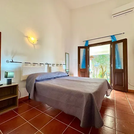 Sea Breeze Whisper Apartment *